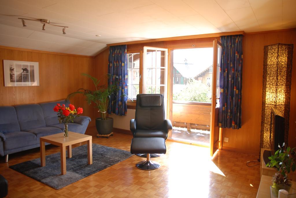 Ferienwohnung Chalet Tuftbach Grindelwald Zimmer foto